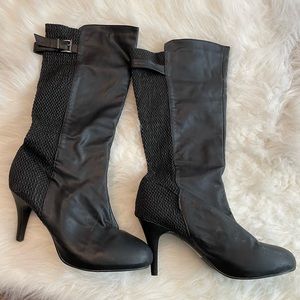 Black pull on heeled dress boots